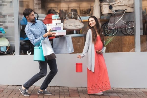 10 Tips to Stay Fashionable as a New Mom