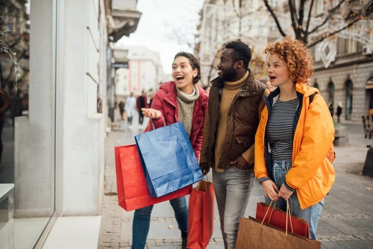 Tips For Luxury Bag Shopping!